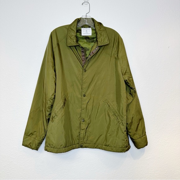 Urban Outfitters Olive Green Windbreaker Bomber Style Jacket Oversized Medium - Picture 1 of 3